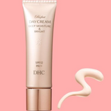 Kem dưỡng da mặt ban ngày cấp ẩm sâu & làm sáng da DHC Deep Moisture & Bright Day Cream