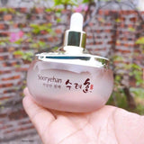 Serum  đông y cao cấp chiết xuất nhân sâm dưởng ẩm , chống nhăn , căng bóng và sáng da  Sooryehan Red Ginseng Ampoule - Chai màu vàng