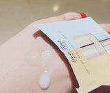 Sample serum Huyết thanh dưỡng trắng, chống lão hoá da Ohui The First Geniture Brightening Dual Seẻum (60 gói x 1ml= 60ml)